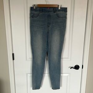 SPANX 20275T Ankle Skinny Jeans Light Blue Wash Denim.
